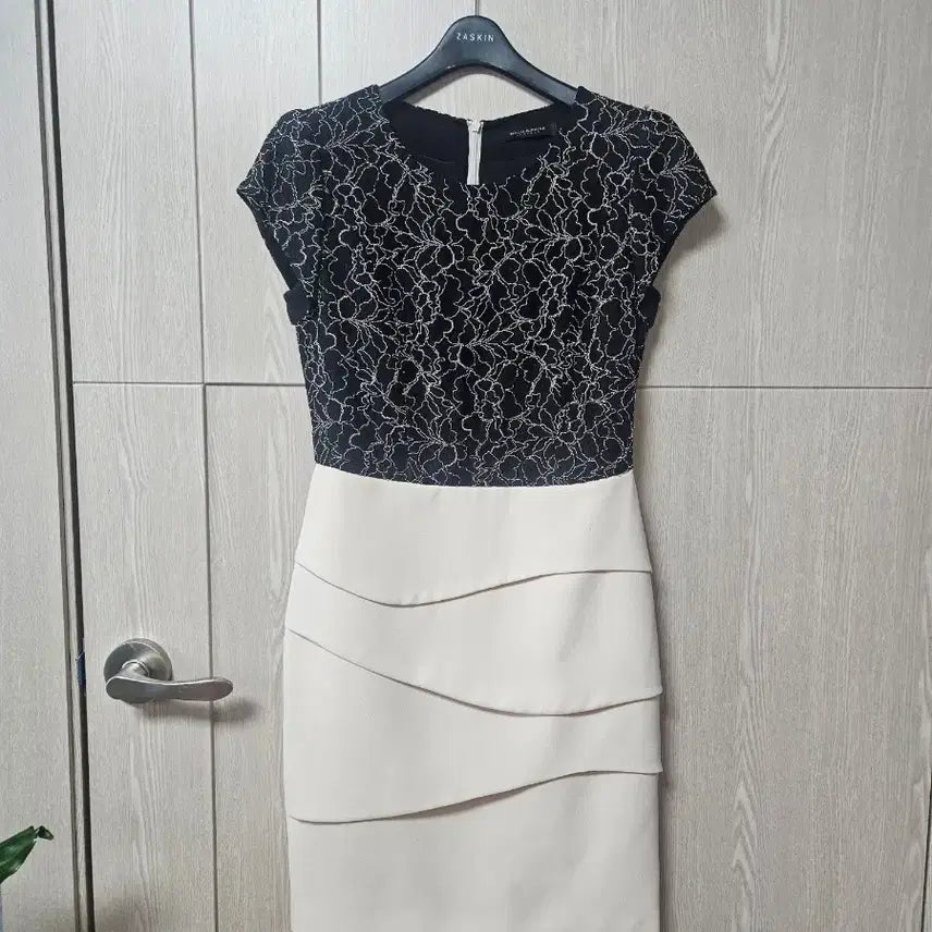 [BUNJANG] Mo Jo Espin Black Lace Dress / 모조애스핀원피스