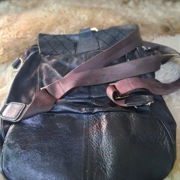[BUNJANG] Leather Quilted Backpack - Black / 가죽 퀼팅 백팩 블랙 두가지 개당