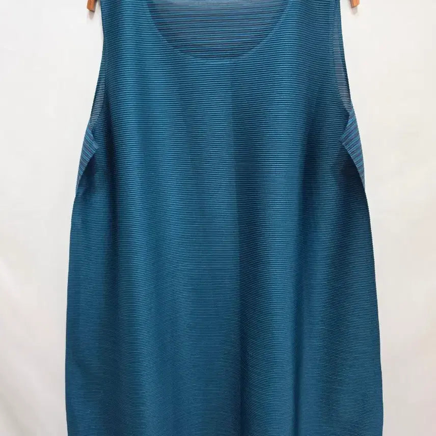 [BUNJANG] Pleats Please Striped Sleeveless Blouse / (정품)플리츠플리즈 스트라이프 여성 민소매 블라우스_매장판