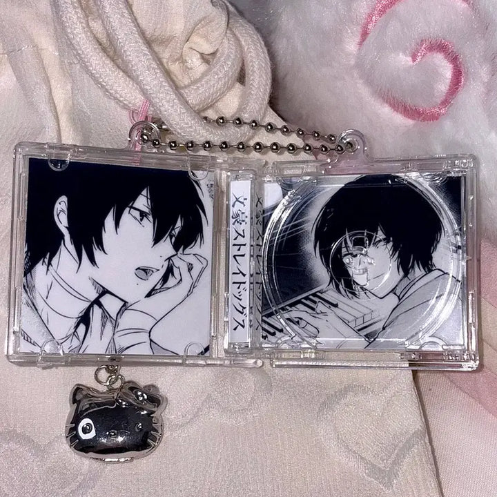 [BUNJANG] Bungo Stray Dogs Dazai Osamu NFC Acrylic CD Keyring / [문호 스트레이독스] NFC 흑백 다자이 오사무 양면 아크릴 CD 키링