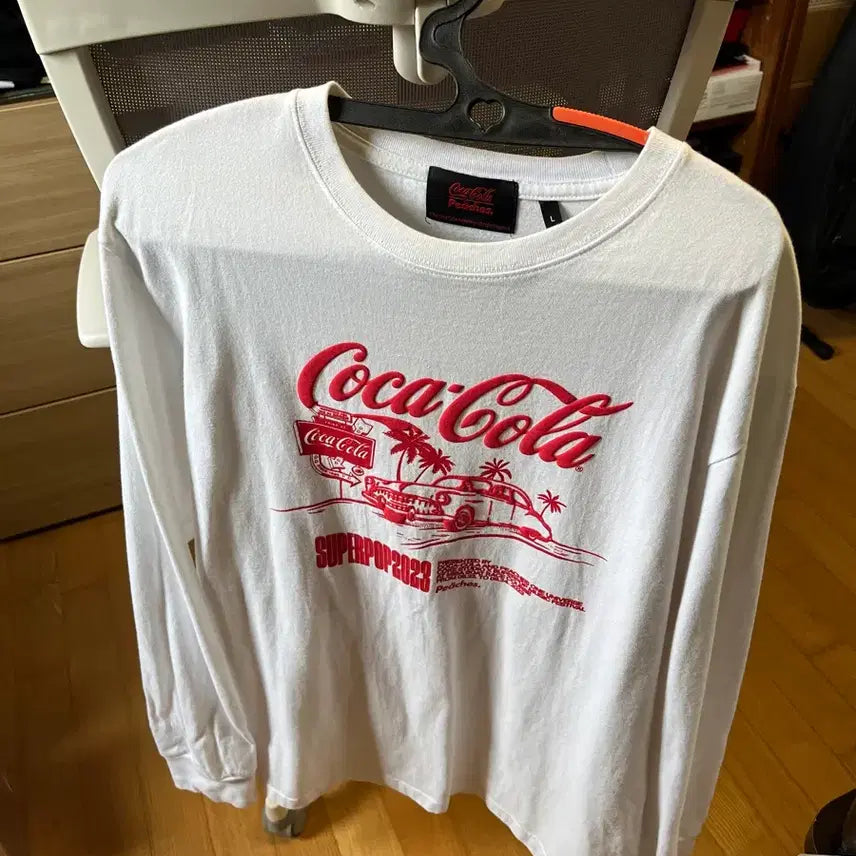 [BUNJANG] Peaches x Coca-Cola Super Pop 2023 Long Sleeve T-shirt / [코카콜라 X Peaches] 슈퍼팝2023 긴팔티