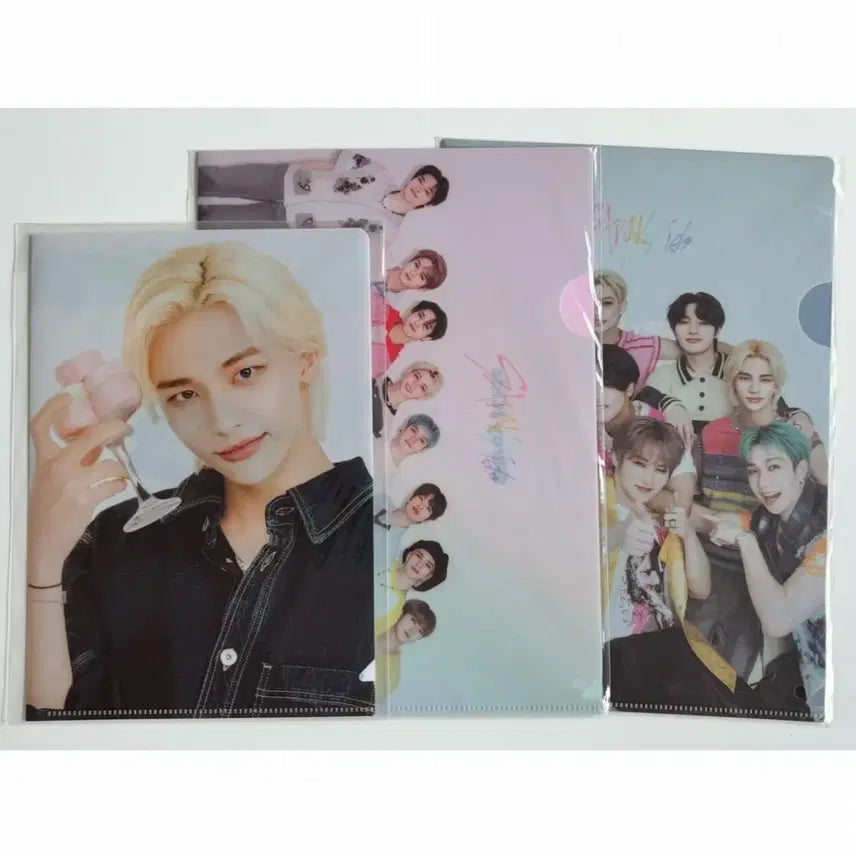 [BUNJANG] Stray Kids Hyunjin Convenience Store L-File (Sealed) / (미개봉) 스트레이키즈 일본 편의점 매거진 잡지 L자 파일 현진 일괄