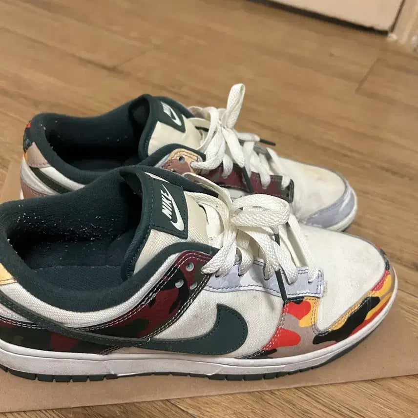 [BUNJANG] Nike Dunk Low SE Sail Multi Camo 270 Sneakers / 나이키 덩크 로우 SE 세일 멀티 카모 270