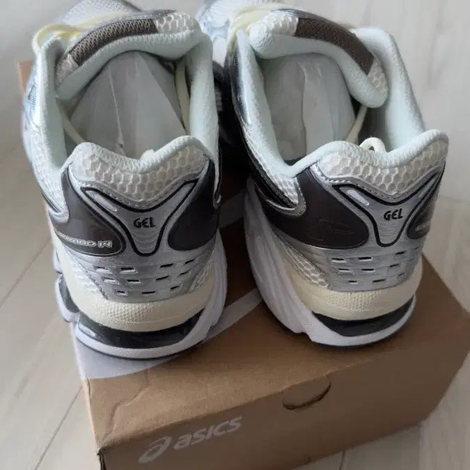 [SOLD OUT] 아식스 젤 카야노 14 크림 블랙 새상품 265mm