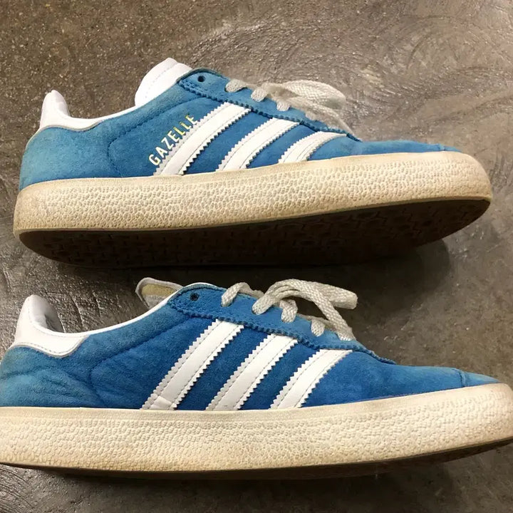 [BUNJANG] Adidas Gazelle Blue Sneakers / 아디다스 가젤 블루 235