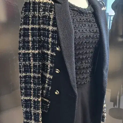 [BUNJANG] EGOIST Tweed Black Gold Button Jacket / [EGOIST] 에고이스트 트위드 블랙 금장 버튼 자켓