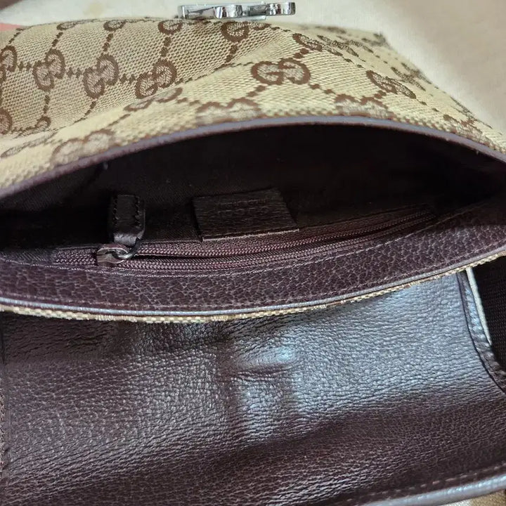 [BUNJANG] Gucci GG Logo Belt Bag / 구찌 GG 로고 힙색 벨트백