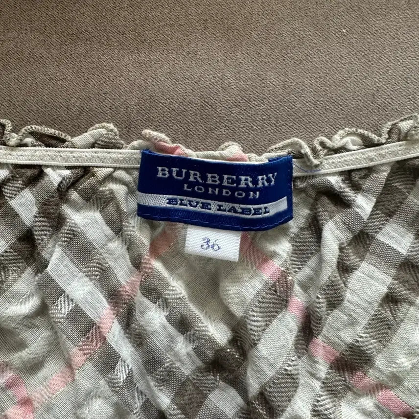[BUNJANG] Burberry Blue Label Check Blouse / 버버리 블루라벨 체크 블라우스 판매합니다