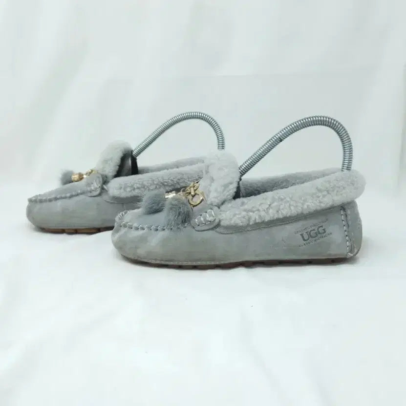 [BUNJANG] UGG Moccasin Gray / UGG 어그 모카신 220mm 그레이