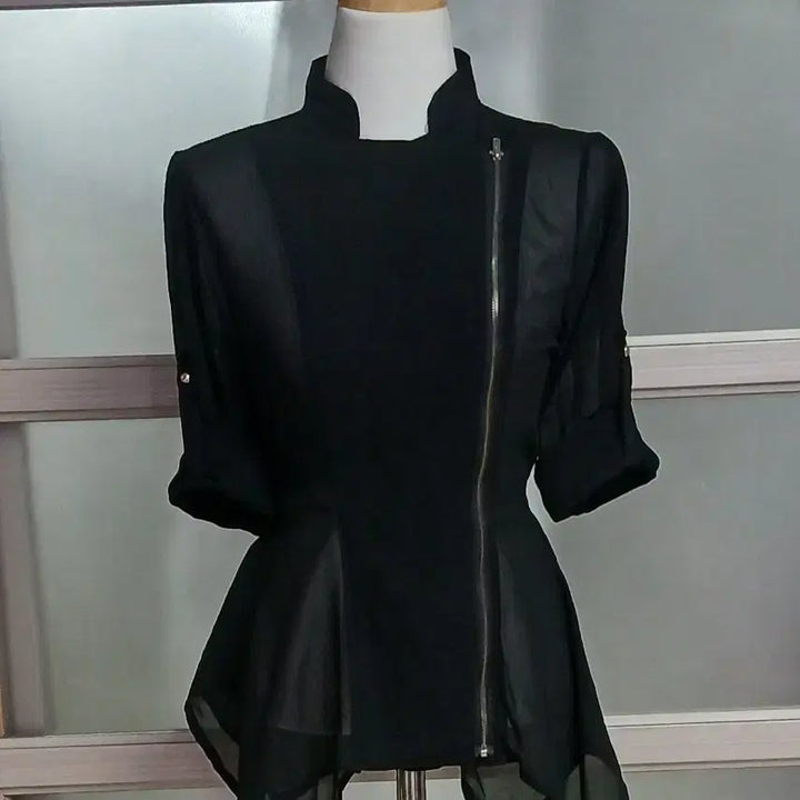 [BUNJANG] Unbalance Zipper Black Blouse / 언발란스 지퍼 블라우스 //새수준