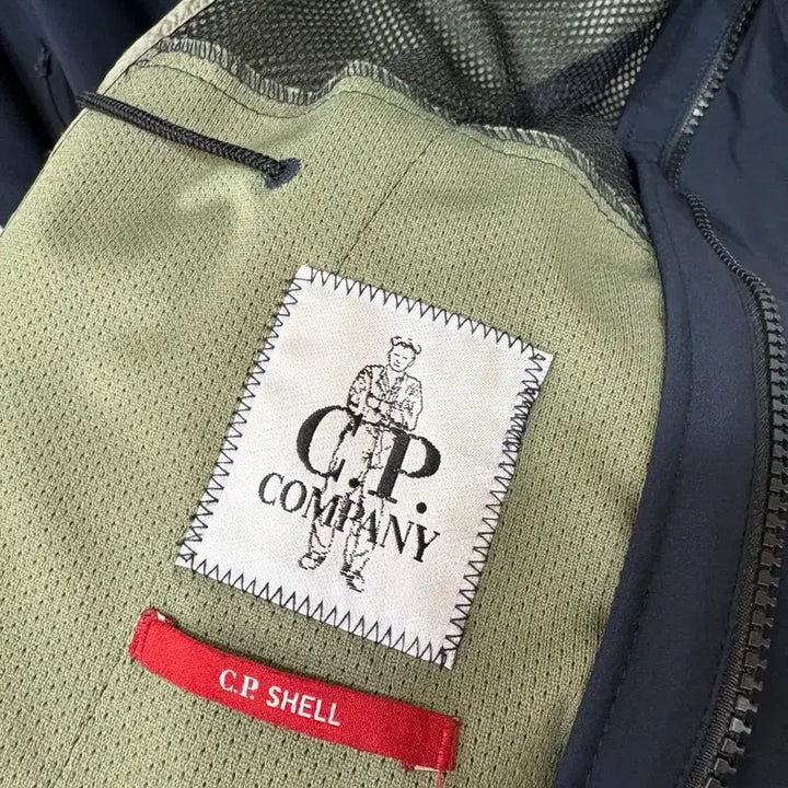[BUNJANG] CP Company Navy Hooded Jacket (Size 50) / CP컴퍼니 네이비 후드 자켓50/105사이즈(정품)