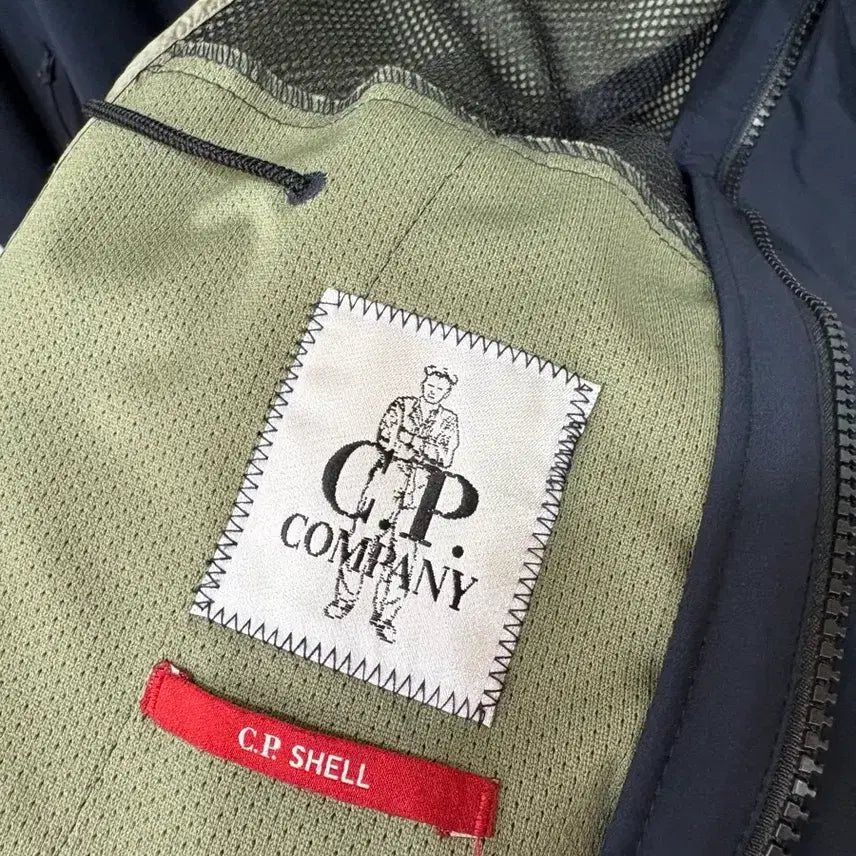 [BUNJANG] CP Company Navy Hooded Jacket (Size 50) / CP컴퍼니 네이비 후드 자켓50/105사이즈(정품)