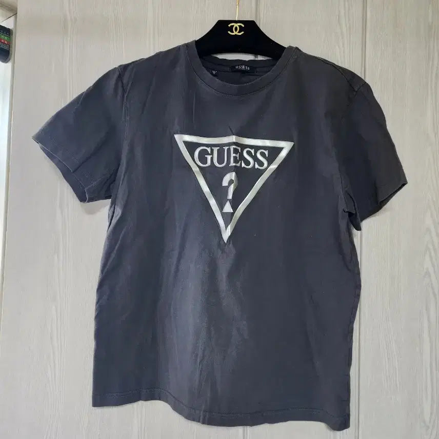 [BUNJANG] Guess Charcoal Logo T-shirt / 게스 남성 반팔 티셔츠