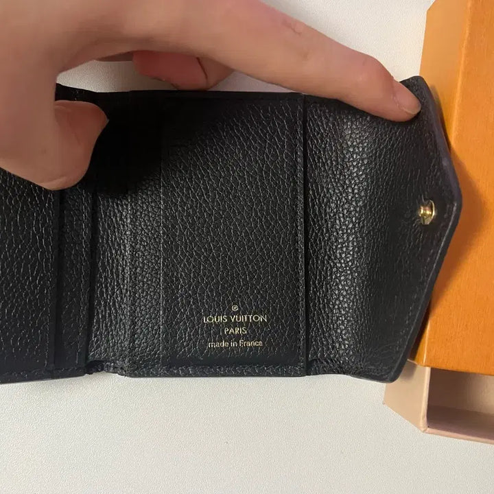 [BUNJANG] Louis Vuitton Empreinte Zoe Wallet / 루이비통 앙프렝뜨 조에월릿 반지갑