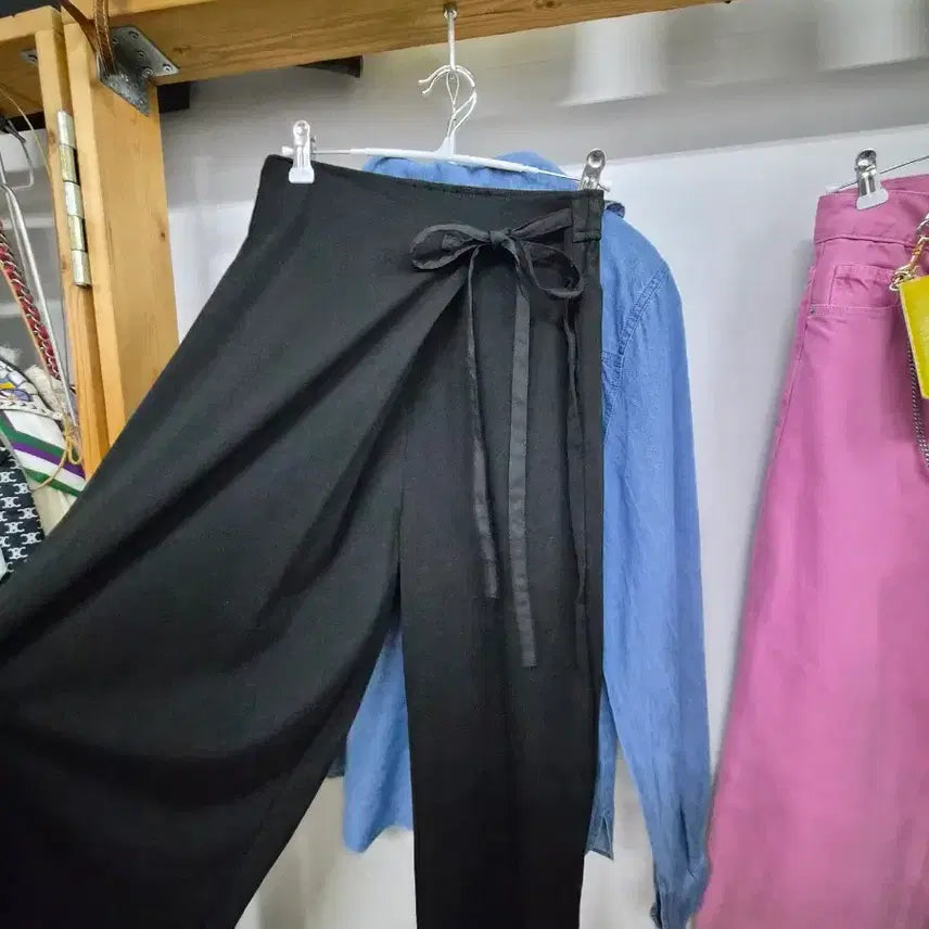 [BUNJANG] Marc Jacobs Frill Balloon Denim &amp; Bonny Sparks Wrap Slacks / 마크제이콥스 프릴벌룬데님. 언발 랩 스판 슬렉스