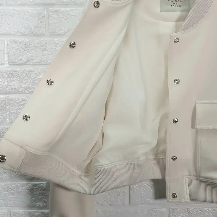 [BUNJANG] Maison de Meyer Crop Jumper / [66]메종드메이어 크롭 점퍼