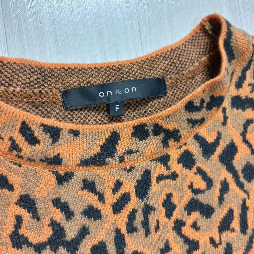 [BUNJANG] On&amp;On Leopard Wool Knit Dress / 온앤온 레오파드 울 니트 원피스