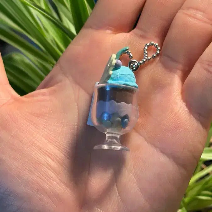 [BUNJANG] Pokemon Center Milmilk Dessert Parfait Keychain / 포켓몬센터 한정 가챠 마밀크 디저트 파르페 키링