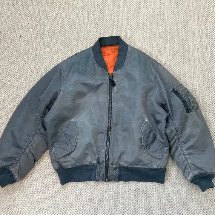 [BUNJANG] Vintage Sun Fading MA-1 Flight Jacket / 빈티지 썬 페이딩 ma-1 플라이트 자켓 J04119