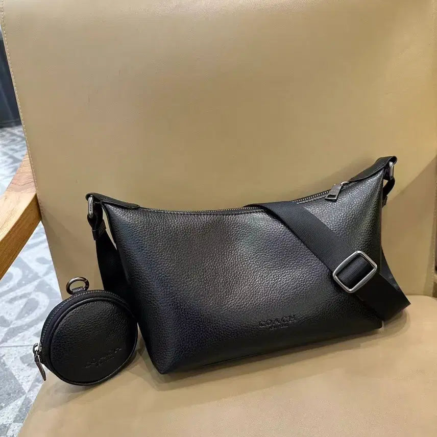 [BUNJANG] Coach All Over Pin Trumpet Hobo Shoulder Bag / 코치 남성 올오버 핀 트럼펫 호보 숄더 또는 크로스