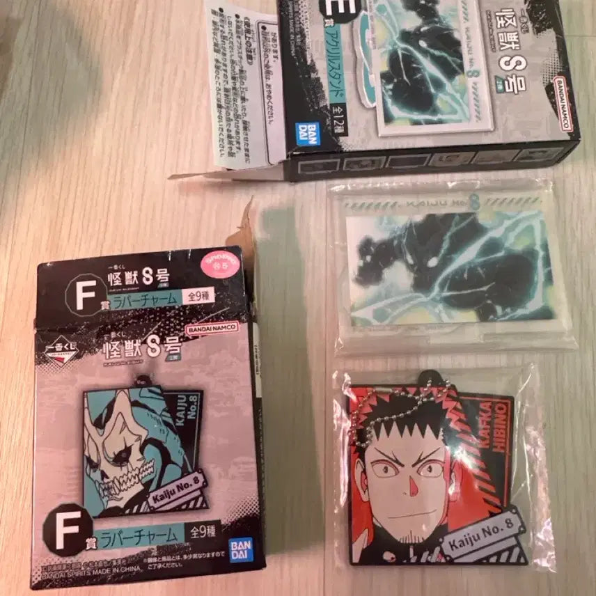 [BUNJANG] Kaiju No. 8 Acrylic Stand &amp; Rubber Strap Set / 괴수8호 쿠지 E상F상