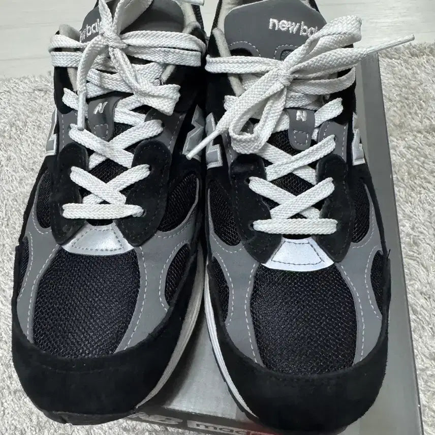 [BUNJANG] New Balance 992 Black Grey Sneakers / [270] 뉴발란스992 블랙그레이 made in usa