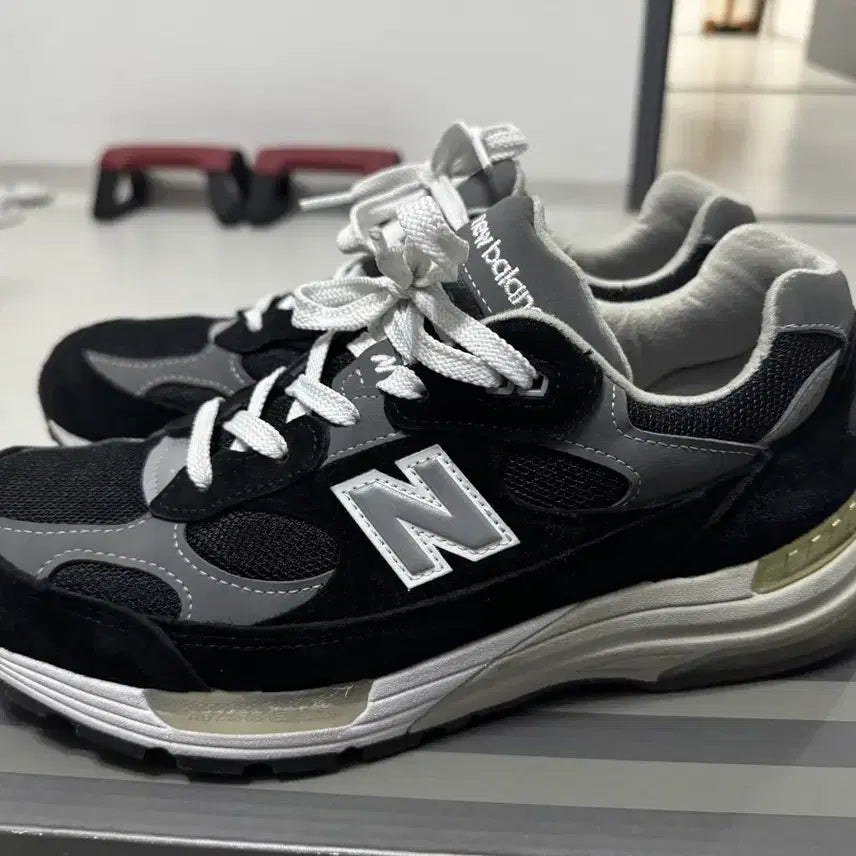 [BUNJANG] New Balance 992 Black Grey Sneakers / [270] 뉴발란스992 블랙그레이 made in usa