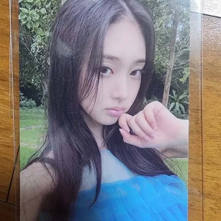 [BUNJANG] Kiki Isel Delulu Public Broadcast Photocard / [판매] 키키 이솔 Delulu 올출 공방포카