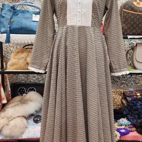 [BUNJANG] MELTIE Long Dress (Size 55) / MELTIE 고급 롱원피스(55)