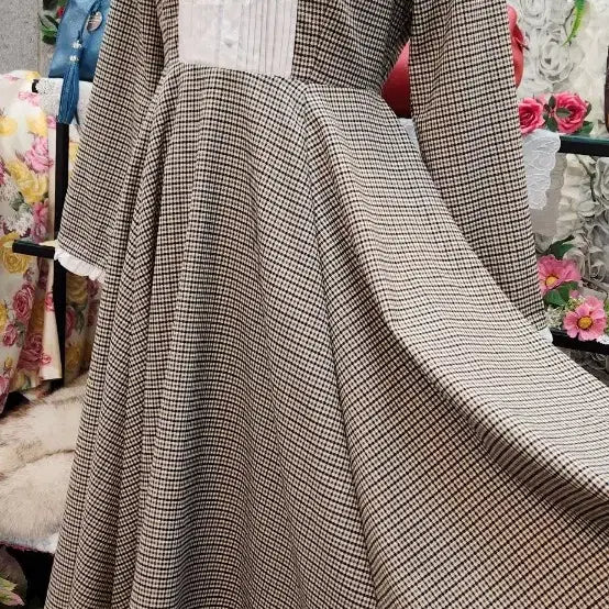 [BUNJANG] MELTIE Long Dress (Size 55) / MELTIE 고급 롱원피스(55)