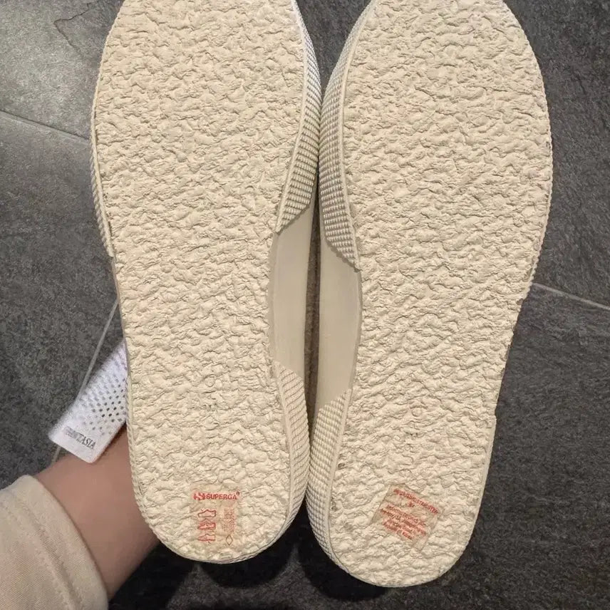 [BUNJANG] Superga Wool Sneakers / 2750 wool 수페르가 모재질 스니커즈 240(새거)
