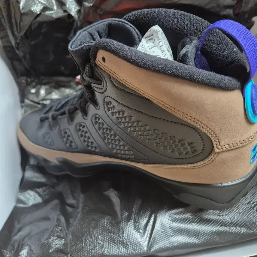[BUNJANG] Jordan 9 Light Olive Basketball Shoes / 조던 9  라이트올리브 275