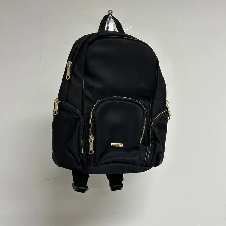 [BUNJANG] American Tourister Black Backpack / 아메리칸투어리스터 블랙 백팩 가방