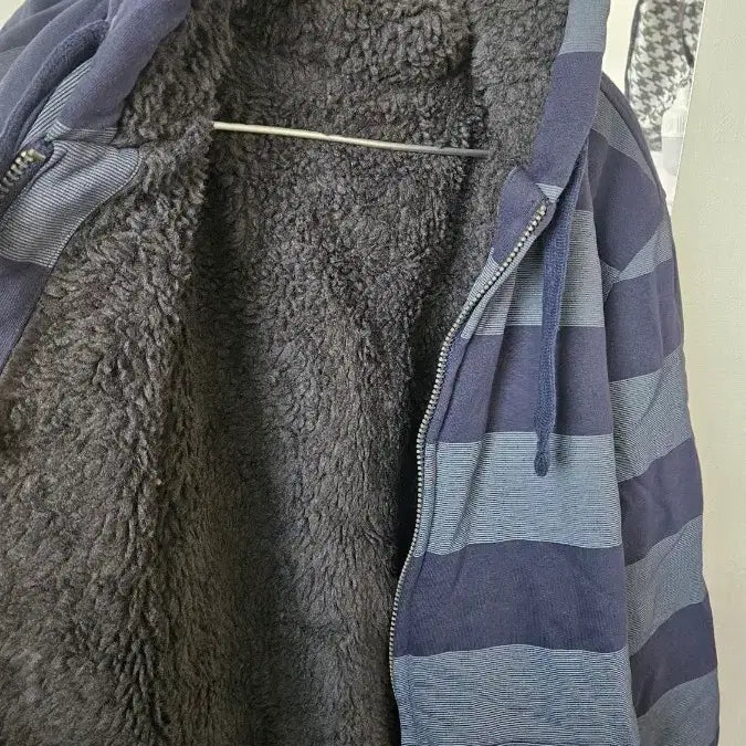 [BUNJANG] Striped Hooded Zip-Up Jumper for Men / 줄무늬 후드 집업 점퍼 남성