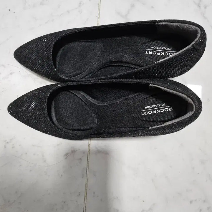 [BUNJANG] Rockport Black Cubic Embellished Heels (Size 240) / 락포트 블랙 큐빅 반짝이 구두 사이즈 240