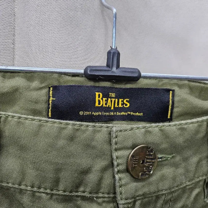 [BUNJANG] The Beatles Khaki Shorts / The Beatles 비틀즈 카키색 반바지
