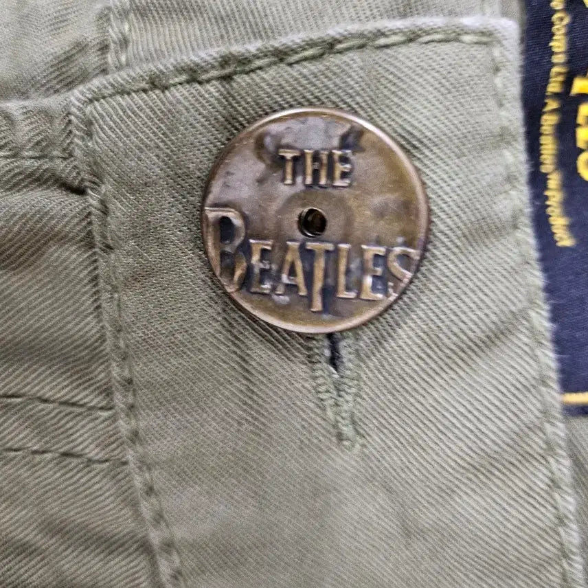 [BUNJANG] The Beatles Khaki Shorts / The Beatles 비틀즈 카키색 반바지