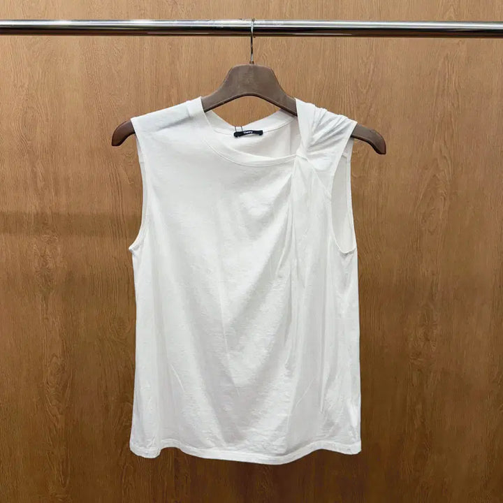 [BUNJANG] Theory Cotton Sleeveless Blouse with Side Twist Shirring Detail - White / 띠어리 코튼 슬리브리스 블라우스 사이드 트위스트 셔링 디테일 화이트