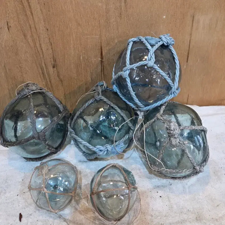[BUNJANG] Vintage Blown Glass Sea Buoy Set / 옛날 불어서 만든 바닷가 소형 유리 부표 6점