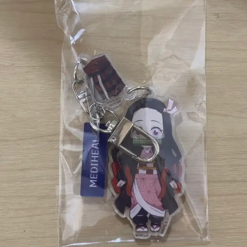 [BUNJANG] Demon Slayer Mediheal Nezuko Keyring / 귀칼 메디힐 콜라보 네즈코 키링 판매