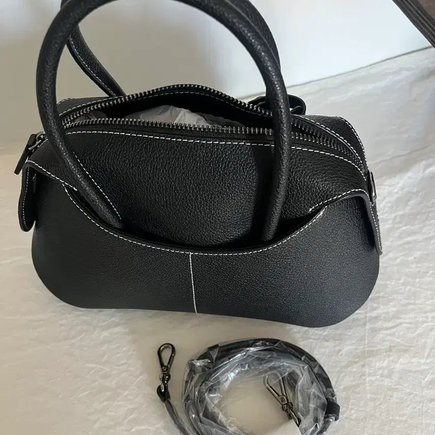 [BUNJANG] Mning Soba Bag (Pre-Renewal) Crossbody Bag / 므닝 소바백