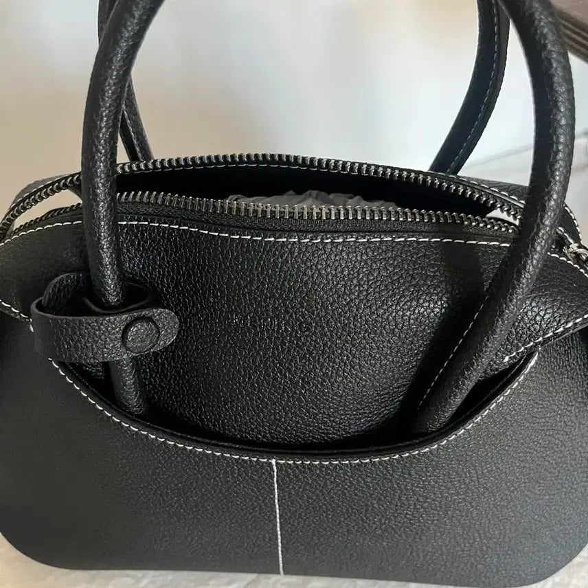 [BUNJANG] Mning Soba Bag (Pre-Renewal) Crossbody Bag / 므닝 소바백