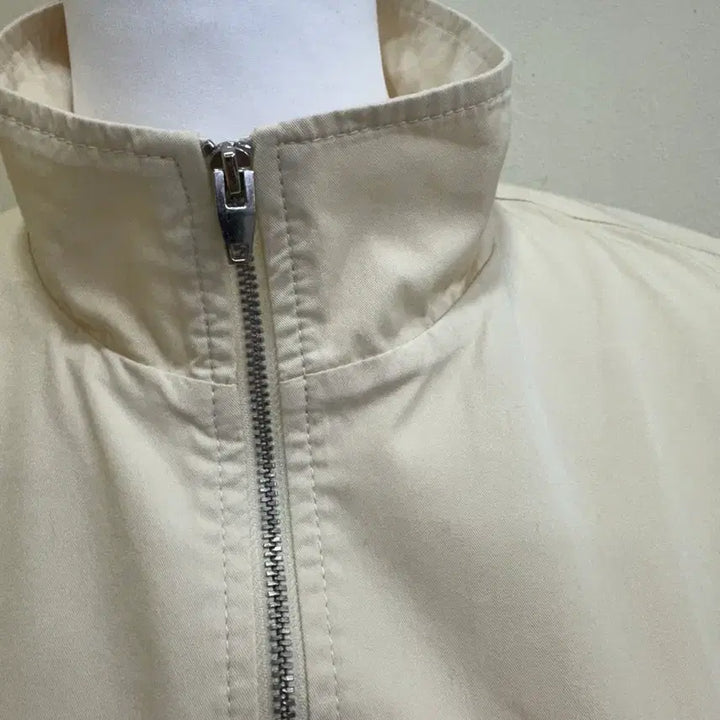 [BUNJANG] MIXXO Crop Windbreaker Zip-up Jumper Beige / 미쏘 크롭 바람막이 집업 점퍼 베이지 S/간절기 데일리룩