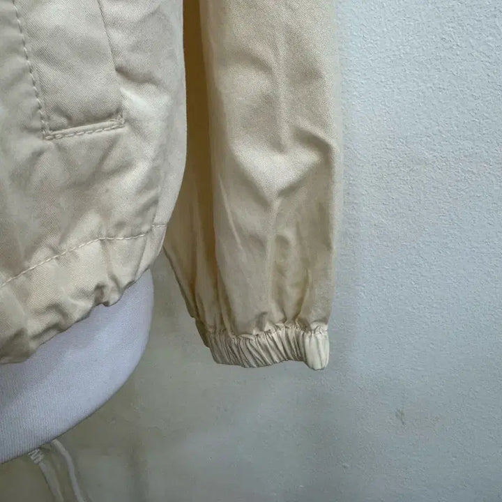[BUNJANG] MIXXO Crop Windbreaker Zip-up Jumper Beige / 미쏘 크롭 바람막이 집업 점퍼 베이지 S/간절기 데일리룩