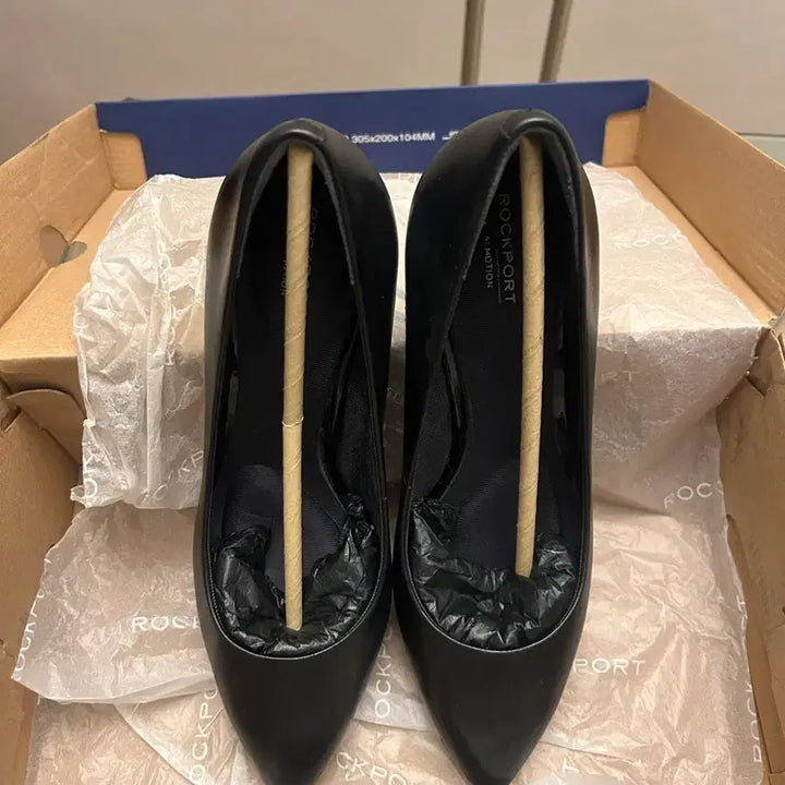 [BUNJANG] Rockport Total Motion 75mm Pointed Toe Heel Plain Pump / 락포트 토탈모션 75mm 포인트토힐 플레인 펌프 / 245