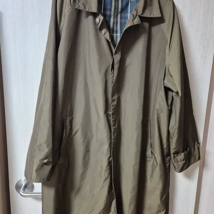 [SOLD OUT] (정품) 버버리 나일론 코트 싱글코트 트렌치코트 라지