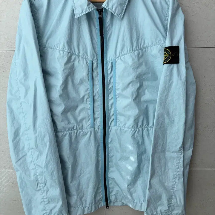 [SOLD OUT] [L] 백화점판 스톤아일랜드 멤브라나 오버셔츠 아이스
