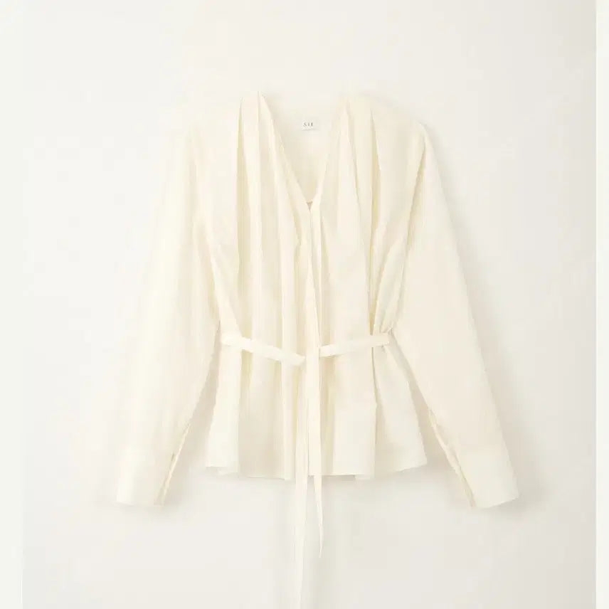 [BUNJANG] Sie Bailey Shirring Blouse Shell Cream / sie시에 베일리 셔링 블라우스 쉘크림 F