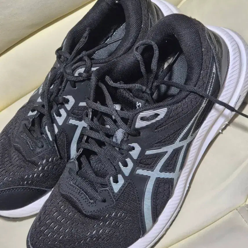 [BUNJANG] Asics Gel Contend 8 Running Shoes / 아식스 젤 컨텐드 8 러닝화