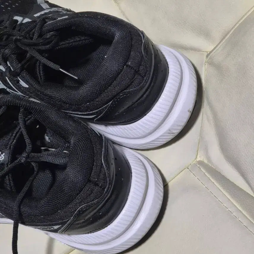 [BUNJANG] Asics Gel Contend 8 Running Shoes / 아식스 젤 컨텐드 8 러닝화